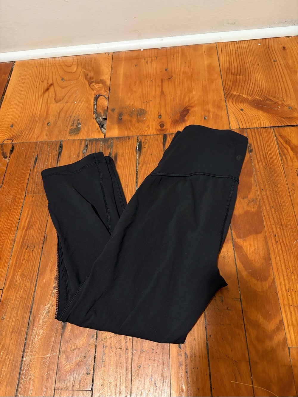 Lululemon cropped lace leggings - Picture 1 of 6